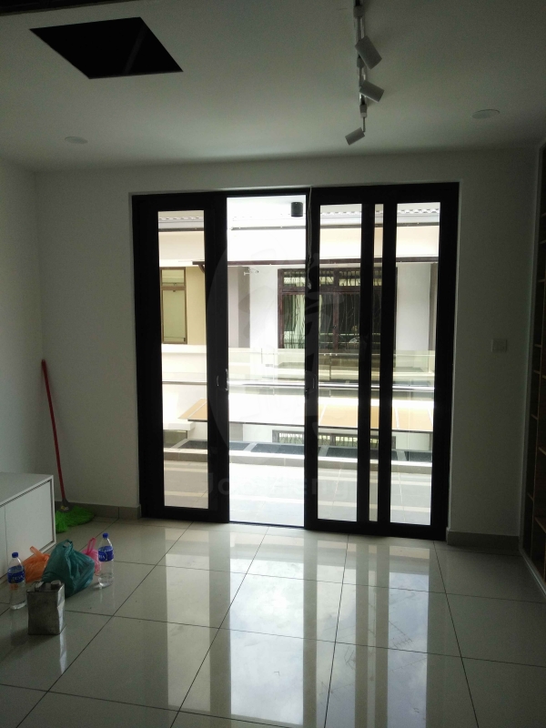 High Performance Sliding Door